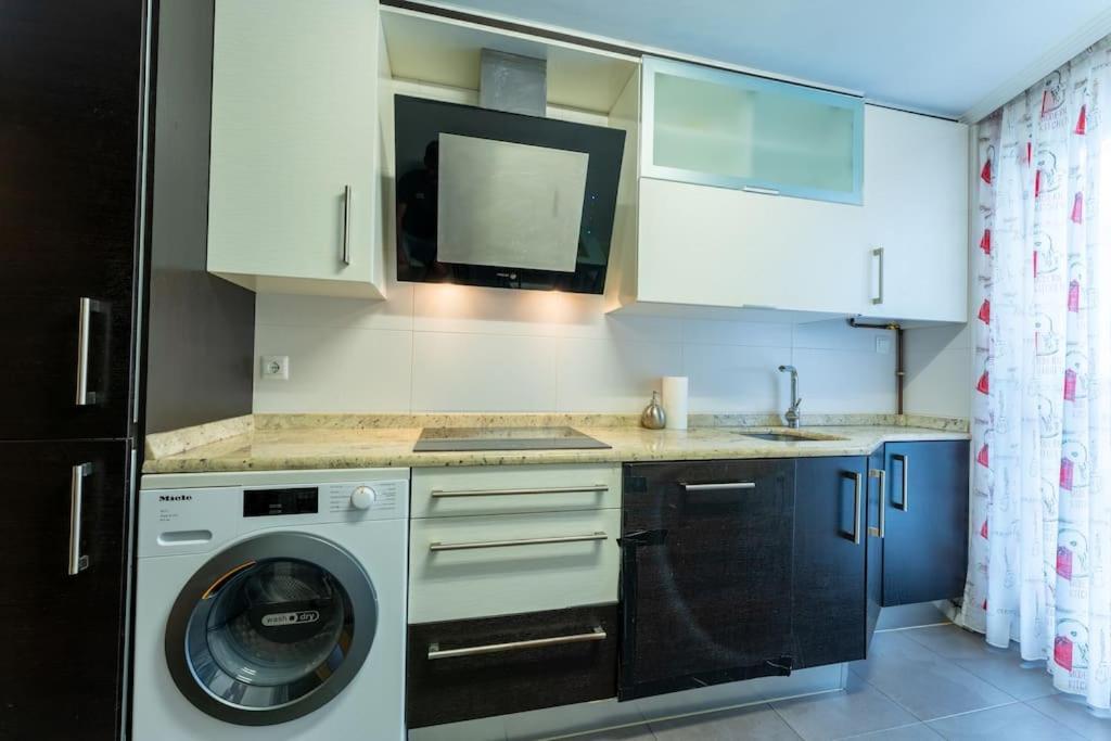 Apartamento En El Corazon De La Ciudad Con Parking سانتاندر المظهر الخارجي الصورة
