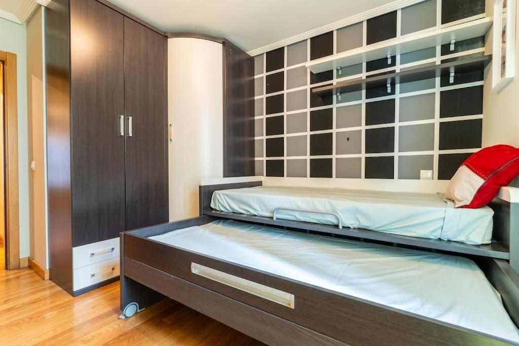 Apartamento En El Corazon De La Ciudad Con Parking سانتاندر المظهر الخارجي الصورة