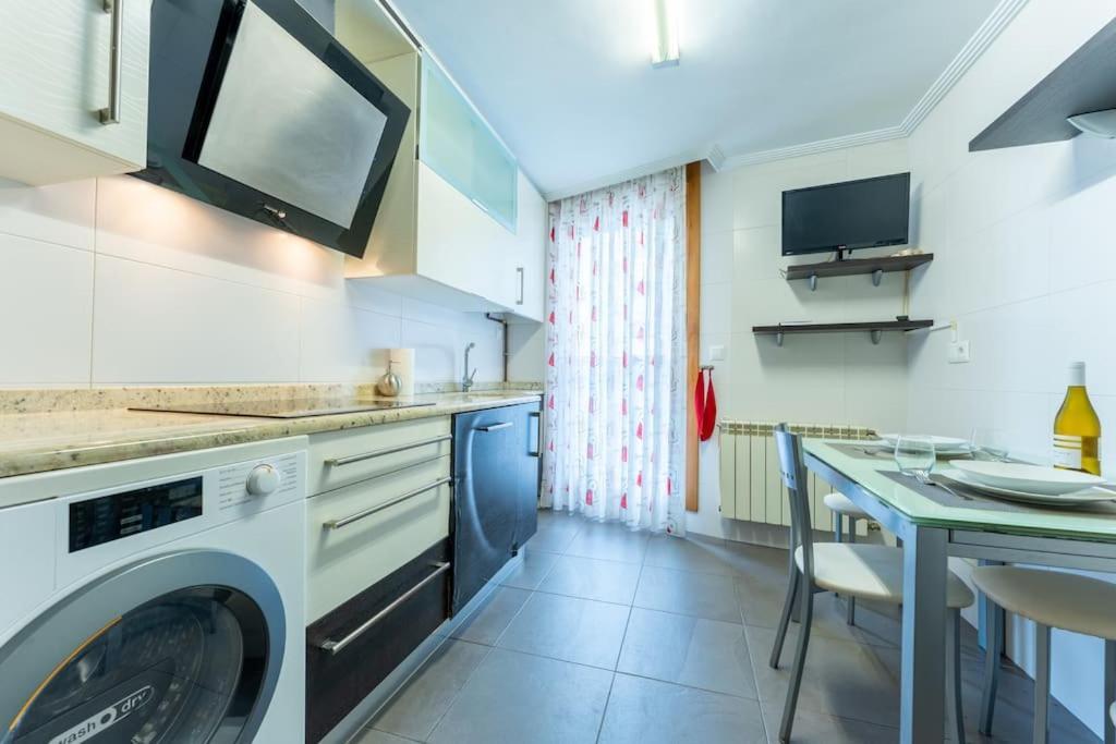 Apartamento En El Corazon De La Ciudad Con Parking سانتاندر المظهر الخارجي الصورة